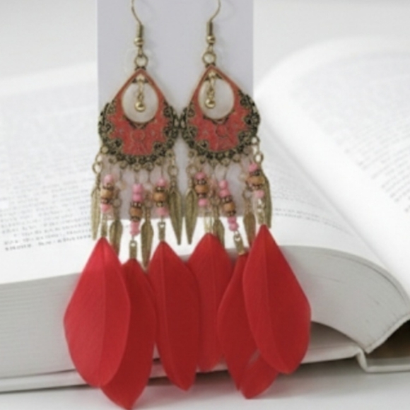 Feather earrings for women, vintage bohemian style with dreamcatcher .5 Inches - Picture 10 of 12